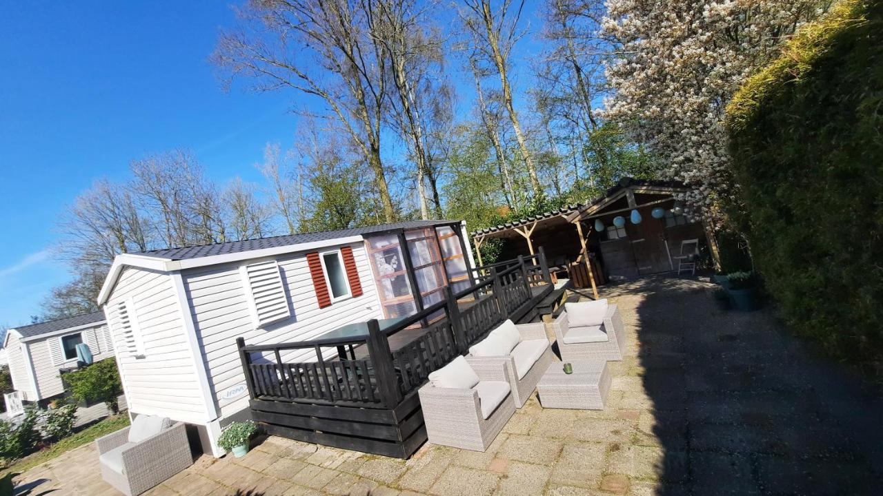 Kajuit423 6Pers 5Sterren Vakantiepark Bergumermeer Aan Het Water In Friesland Met Zwembad Suameer Exterior foto